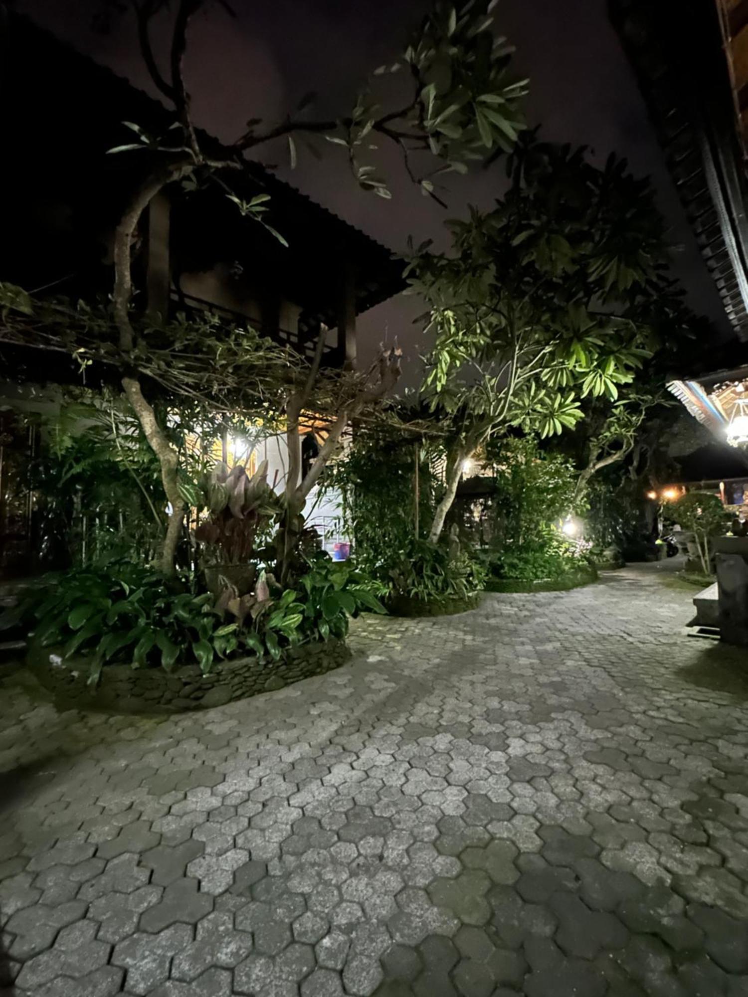 Nirvana Pension Ubud Eksteriør bilde